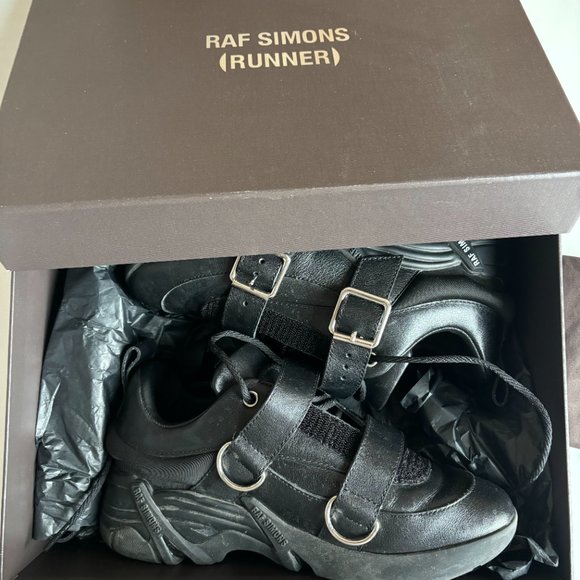 RAF SIMONS SNEAKERS Black Antei 22 Sneakers - Picture 4 of 12